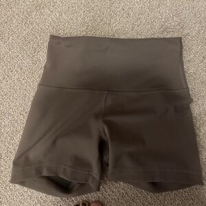 Lululemon 4in biker shorts